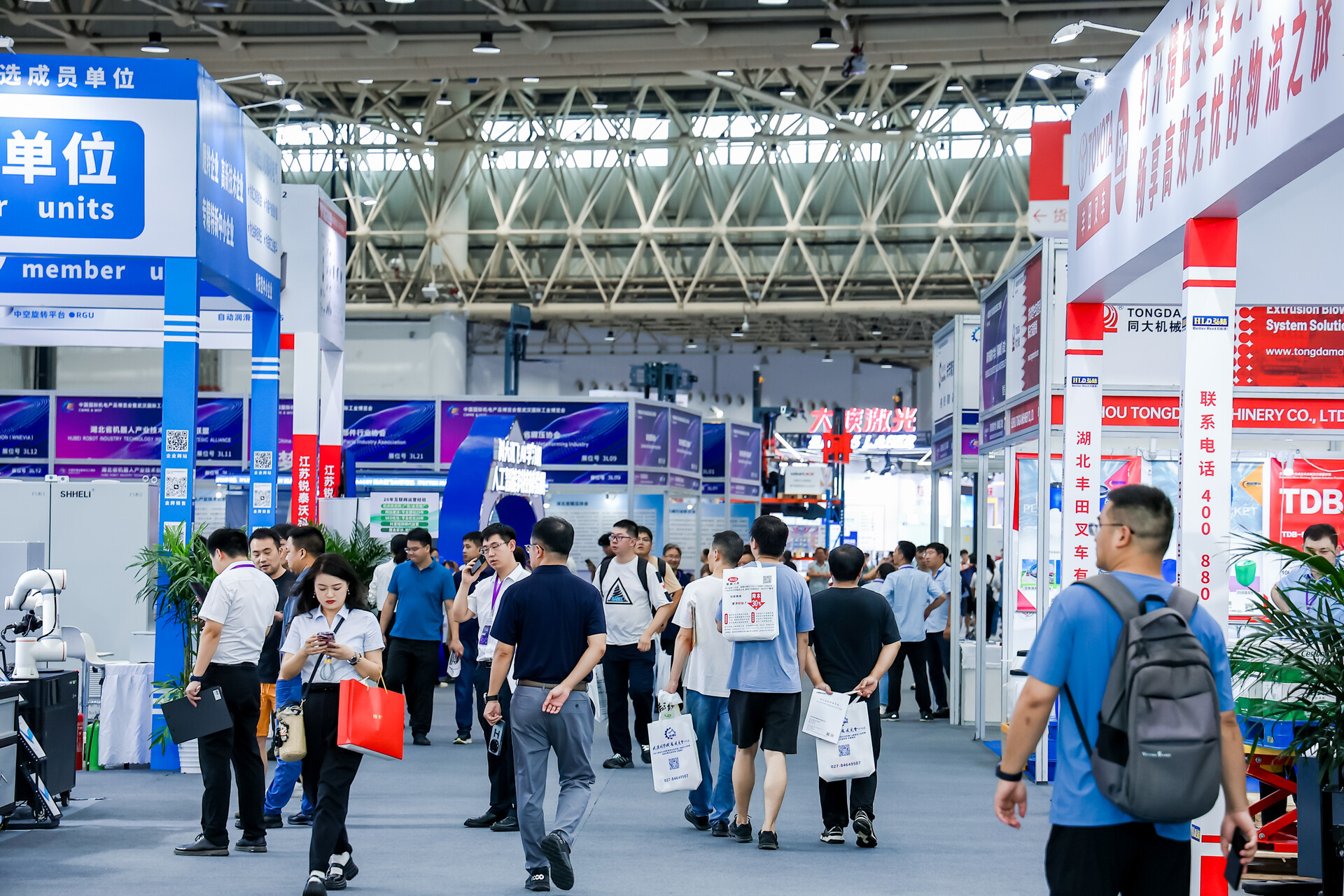 “800家企業(yè)+50場論壇”：武漢工業(yè)自動化展會，憑什么成為行業(yè)風(fēng)向標？