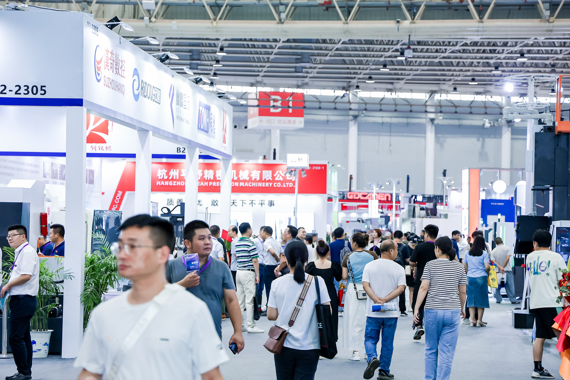 當(dāng)人類與機器對話，2025武漢自動化及機器人展是他們的共舞舞臺